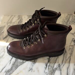 Manolo Blahnik Leather Ankle boots